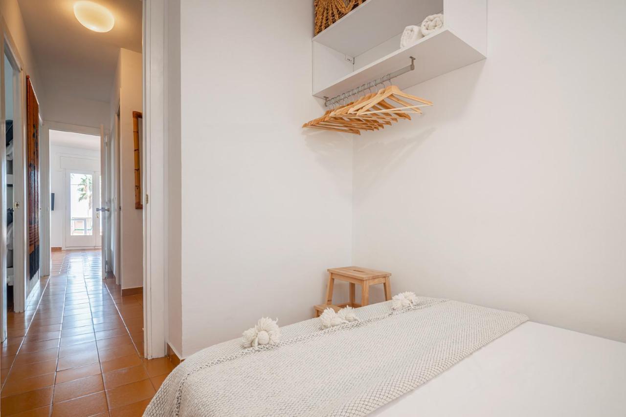 Beach House Cambrils Apartamento En Primera Linea De Playa Exterior photo