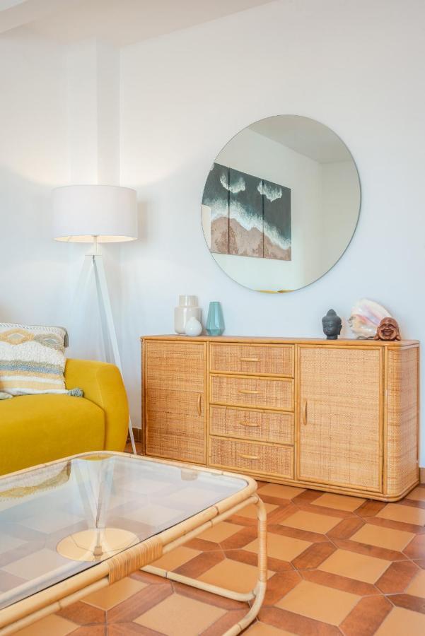 Beach House Cambrils Apartamento En Primera Linea De Playa Exterior photo