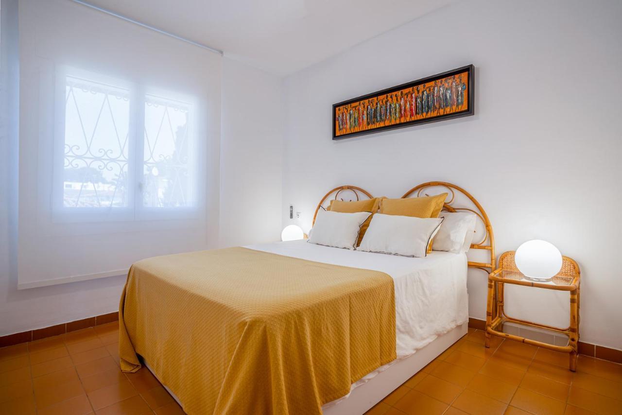 Beach House Cambrils Apartamento En Primera Linea De Playa Exterior photo
